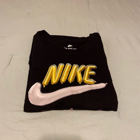 Men’s Nike short sleeve - Picture 2 of 3